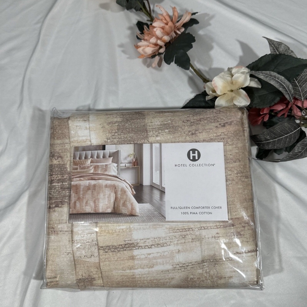 NIB $335 [ Full / Queen Duvet Cover ] for‎ Hotel Collection Manhattan Clay